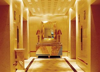 Hotel Club Watermark