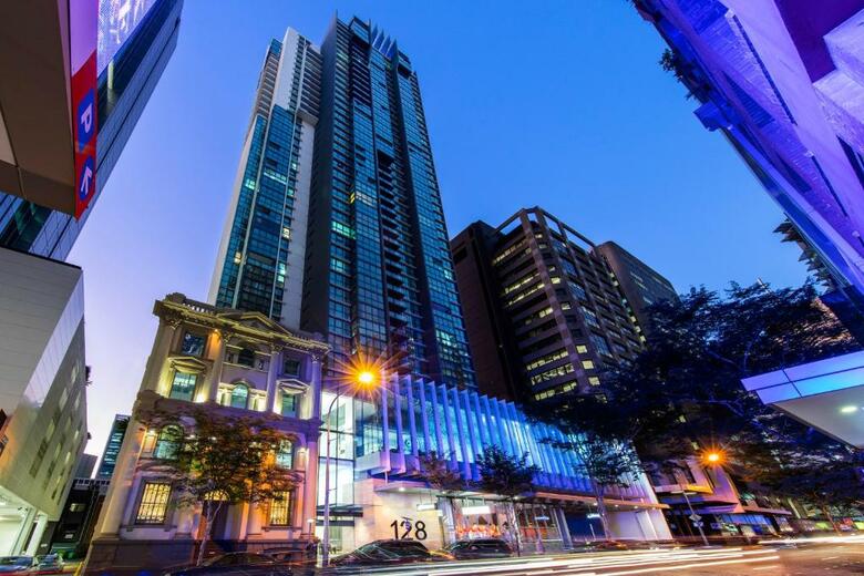 Hotel Oaks Charlotte Towers