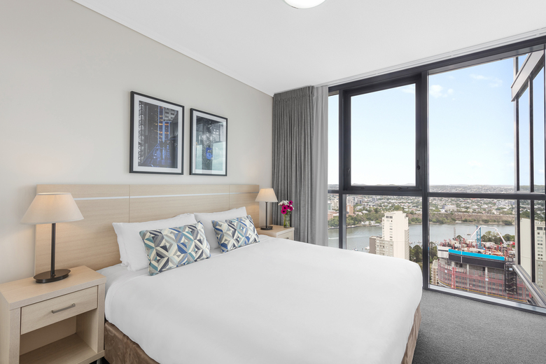 Hotel Oaks Charlotte Towers