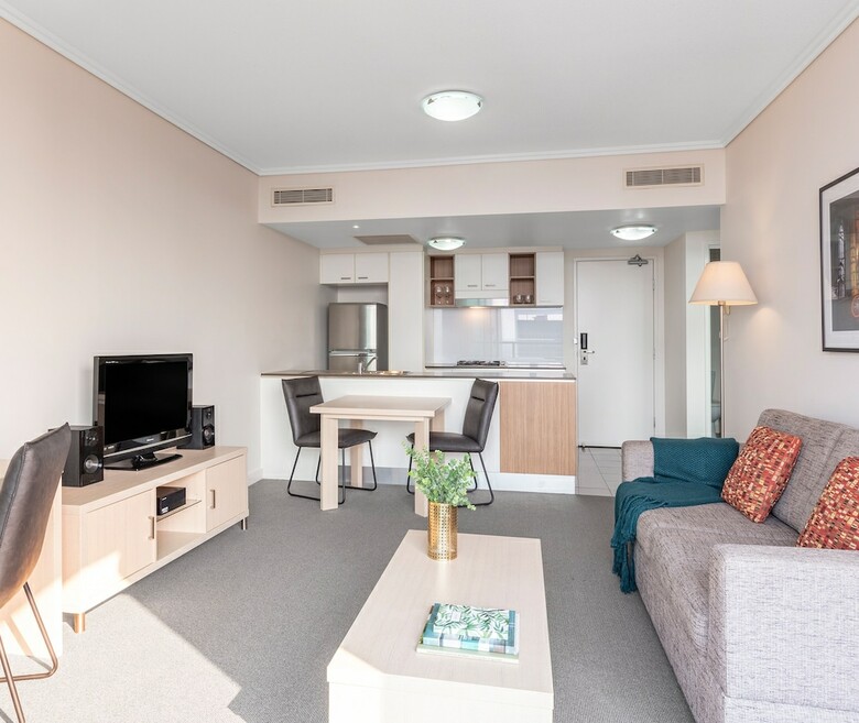 Hotel Oaks Charlotte Towers