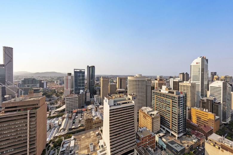 Hotel Oaks Charlotte Towers