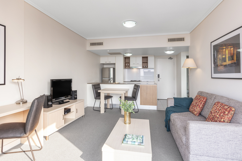 Hotel Oaks Charlotte Towers