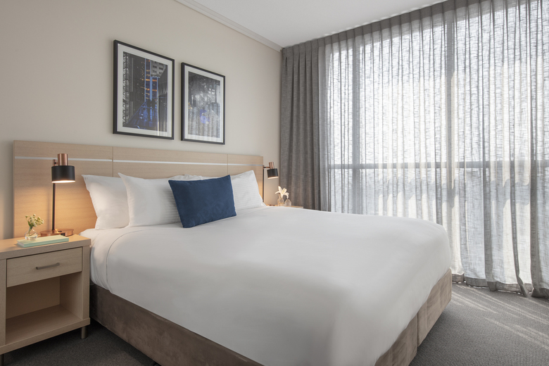 Hotel Oaks Charlotte Towers