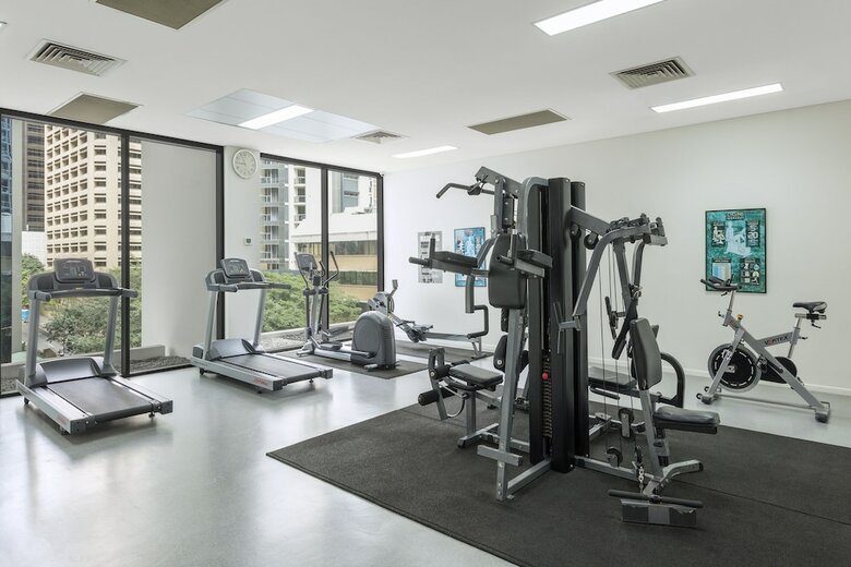 Hotel Oaks Lexicon Apartments