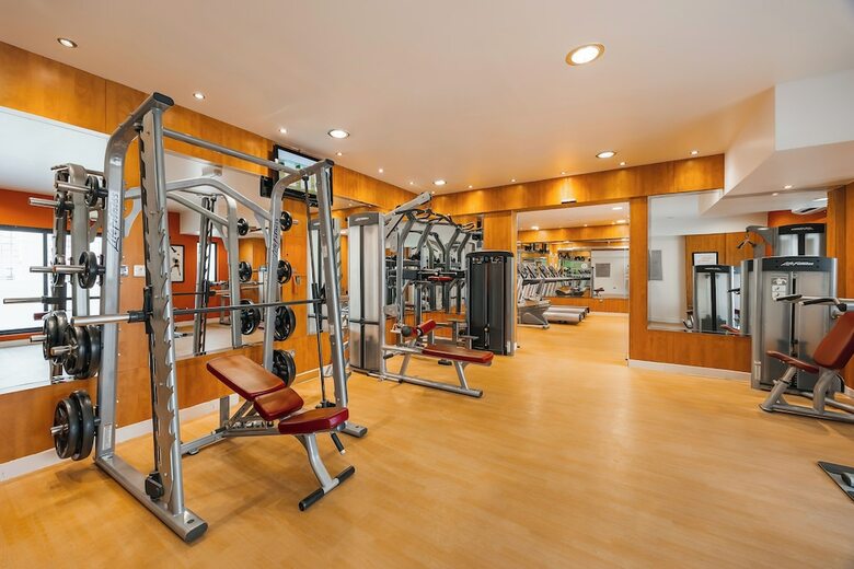 Golden Sands Hotel Apartments