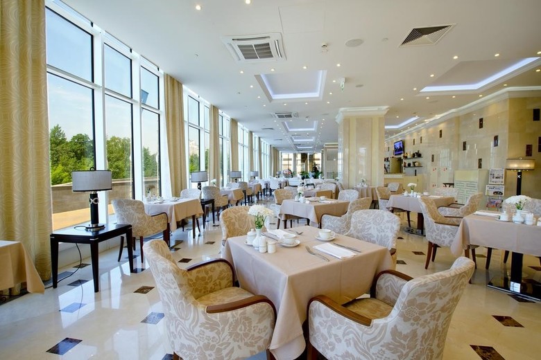 Hotel Crowne Plaza Moscow World Trade Centre