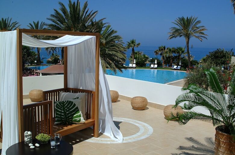 Hotel Azia Resort & Spa