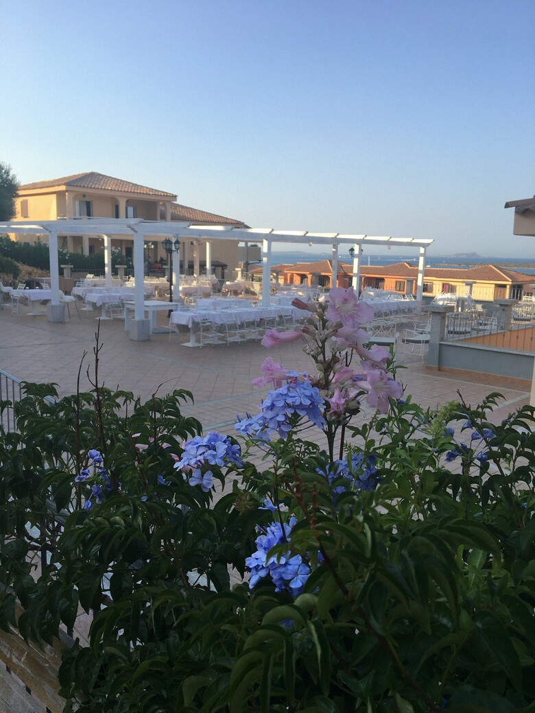 Apartamentos Villaggio Baia De Bahas � Suites