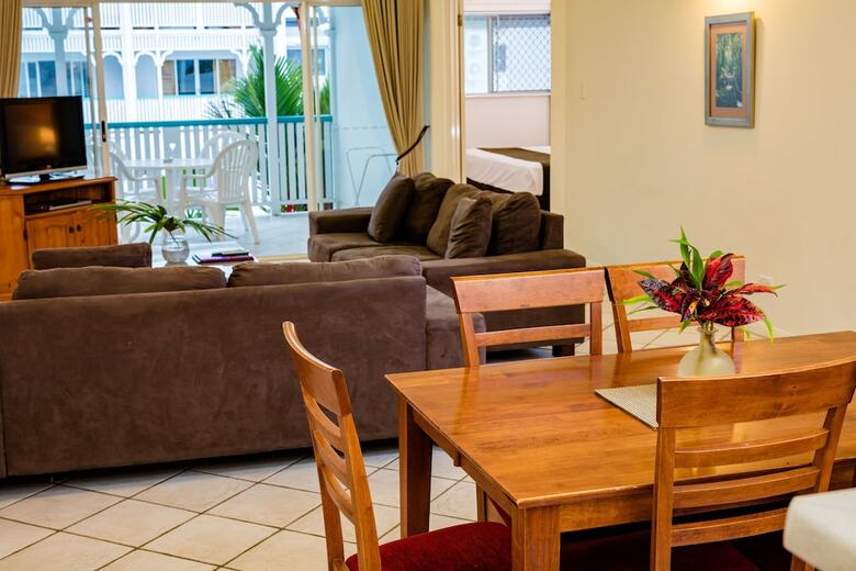 Hotel Comfort Inn & Suites City Terraces