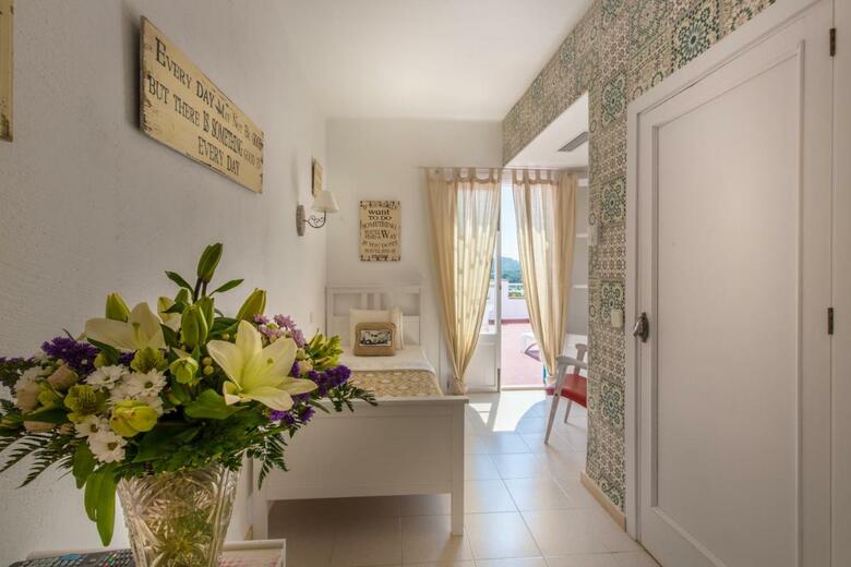 Bella Colina Vintage Hotel 1953