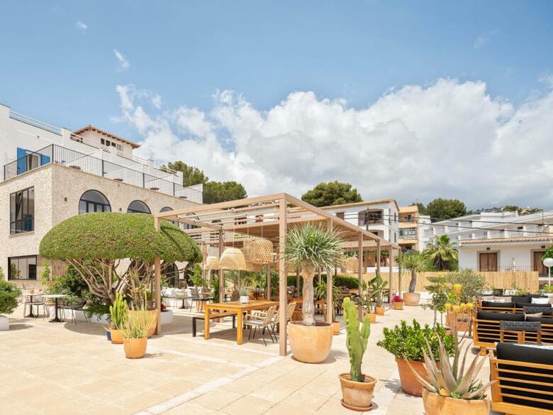 Bella Colina Vintage Hotel 1953