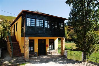 Apartamentos El Balcon De Muniellos
