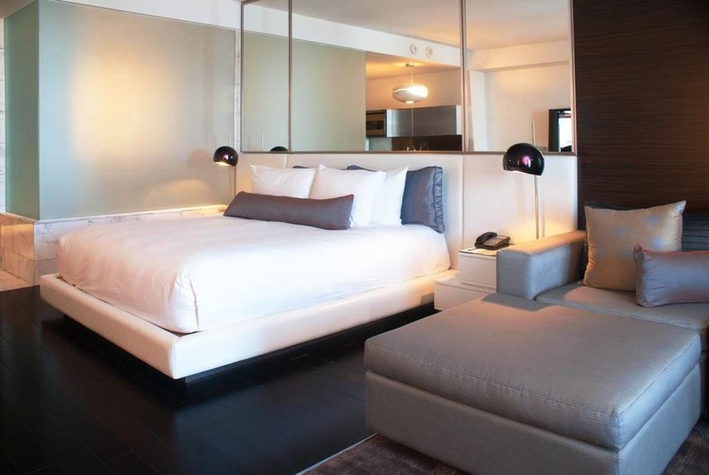 Palms Place Hotel And Spa