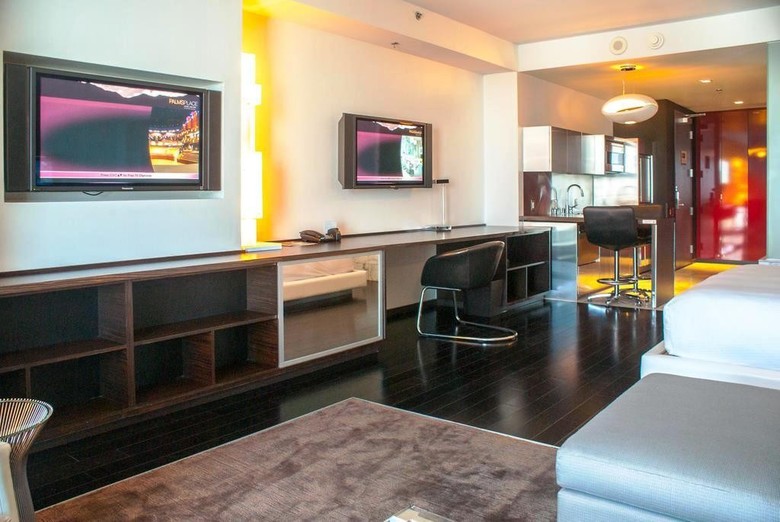 Palms Place Hotel And Spa