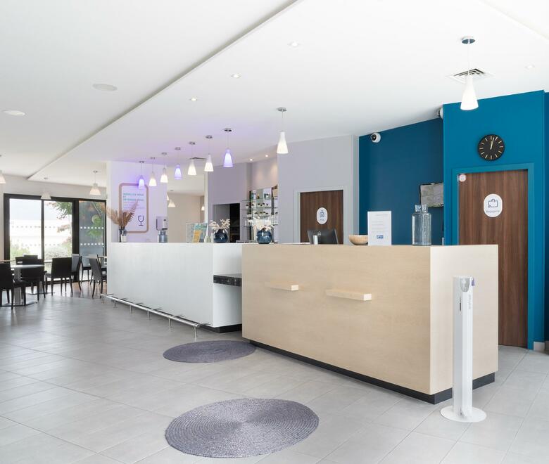 Hotel Holiday Inn Express Marseille Airport
