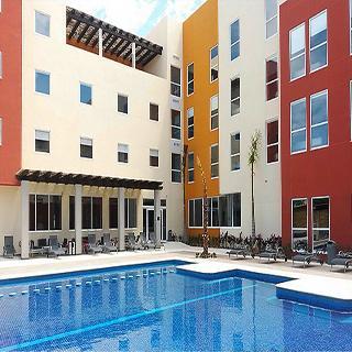 Hotel City Express Plus Cabo San Lucas