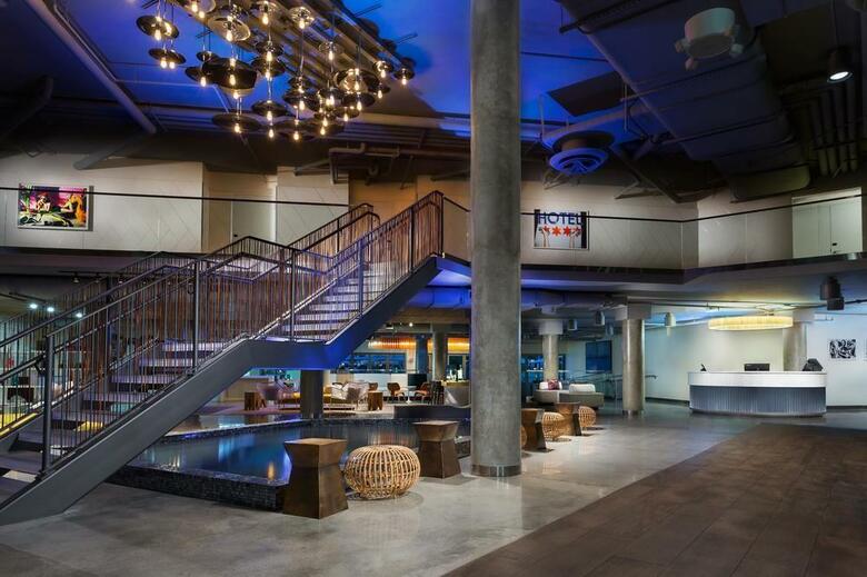 Hotel Aloft South Beach