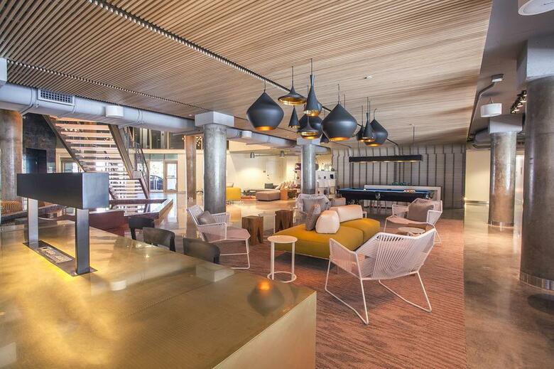 Hotel Aloft South Beach