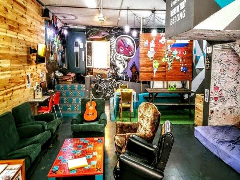 X Hostel Alicante
