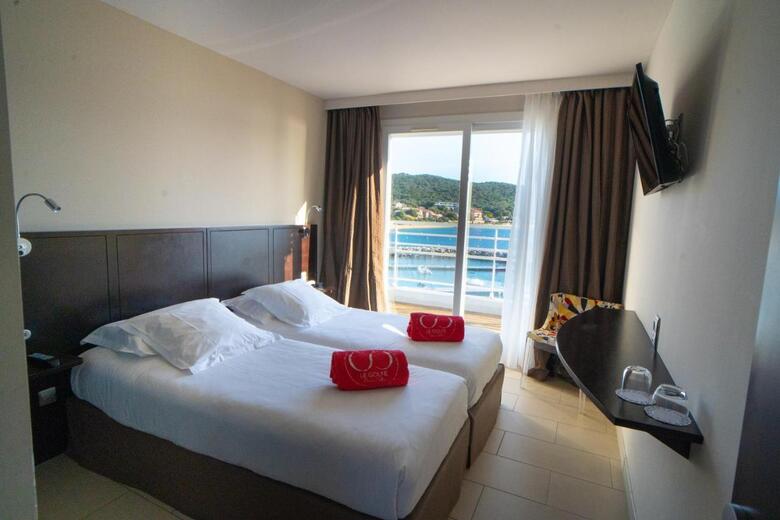 Hotel Le Golfe, Piscine & Spa Casanera
