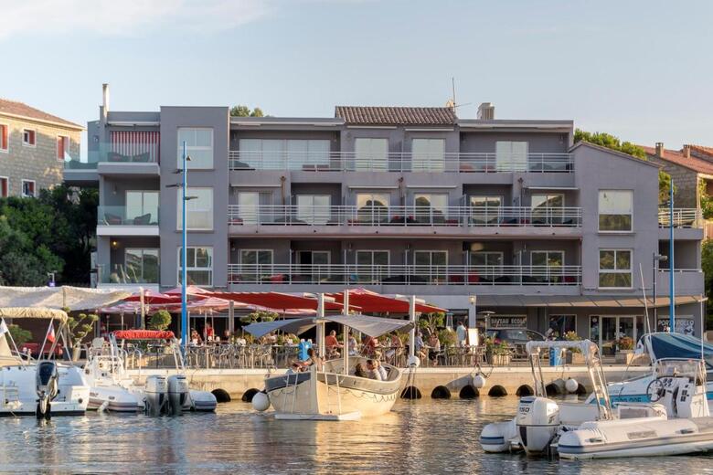 Hotel Le Golfe, Piscine & Spa Casanera