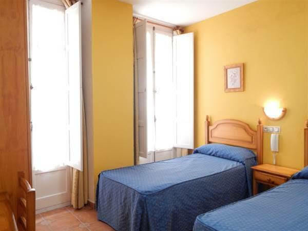 Hostal Canalejas