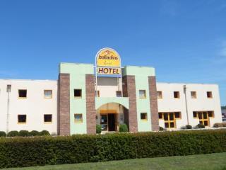 Hotel Balladins Bourges   St Doulchard