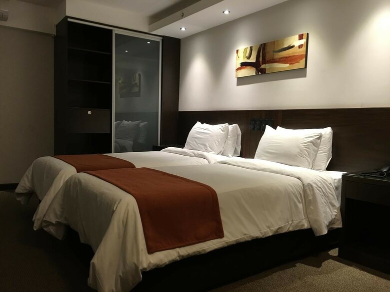 Hotel Crystal Tower
