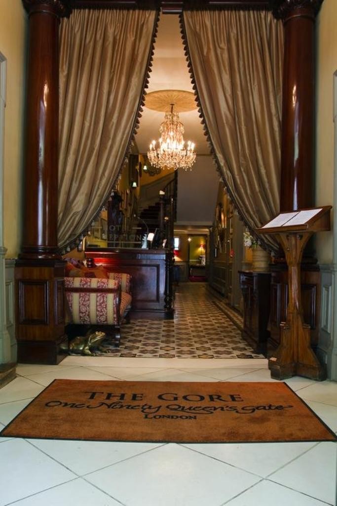Hotel The Gore (.)