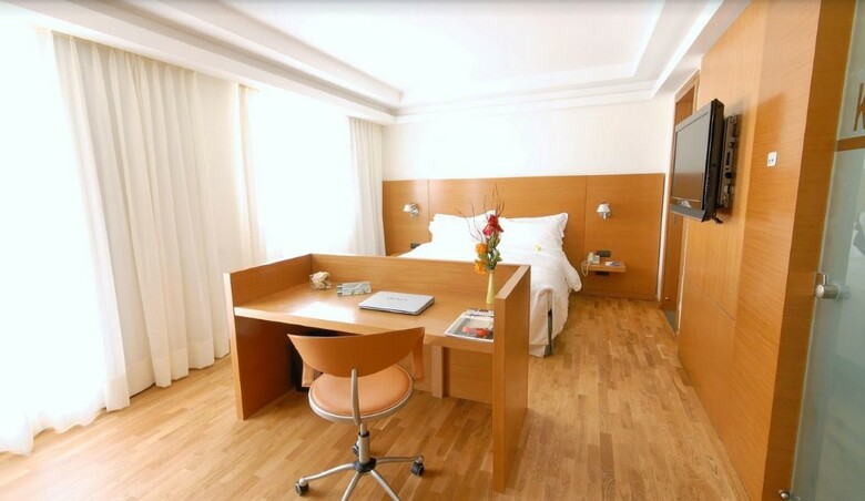 Hotel Jm Suites