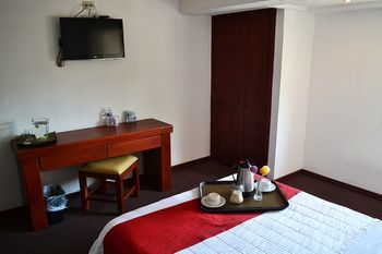 Campestre Inn Hotel & Residencias