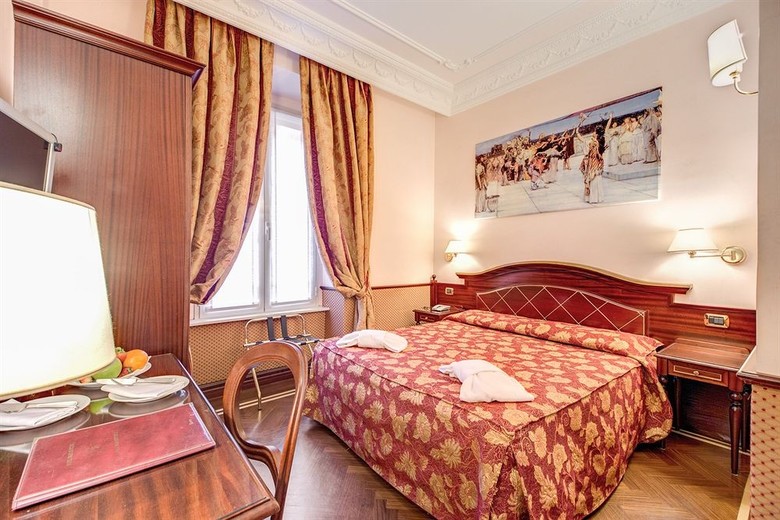 Hotel Invictus