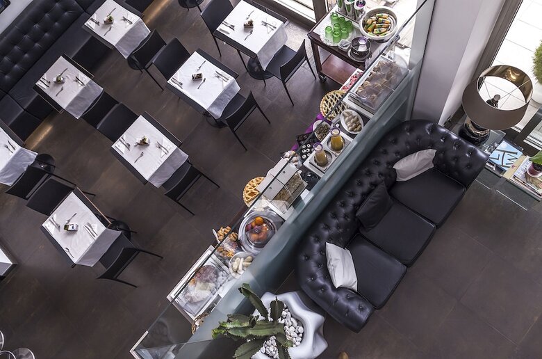 Jc Contemporary Hotel