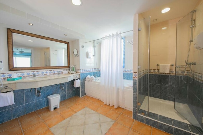 Hotel Resonance Musique Santa Mar�a