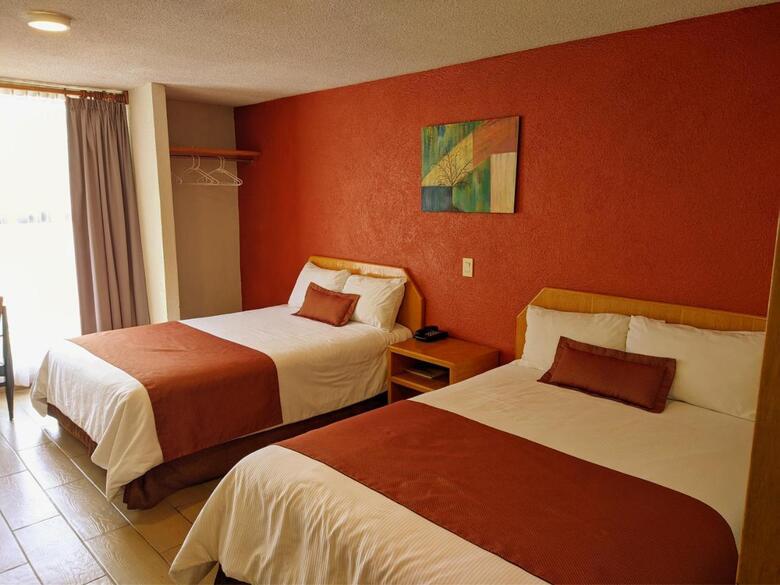 Plaza Morelos Hotel