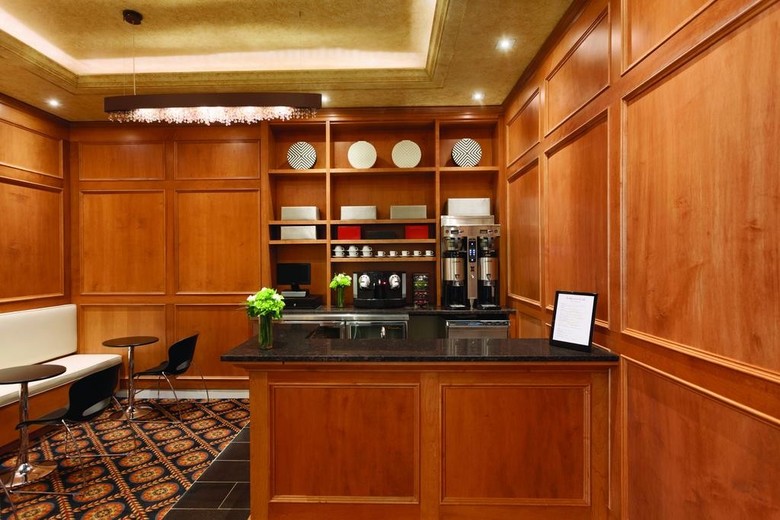 Executive Hotel Le Soleil New York
