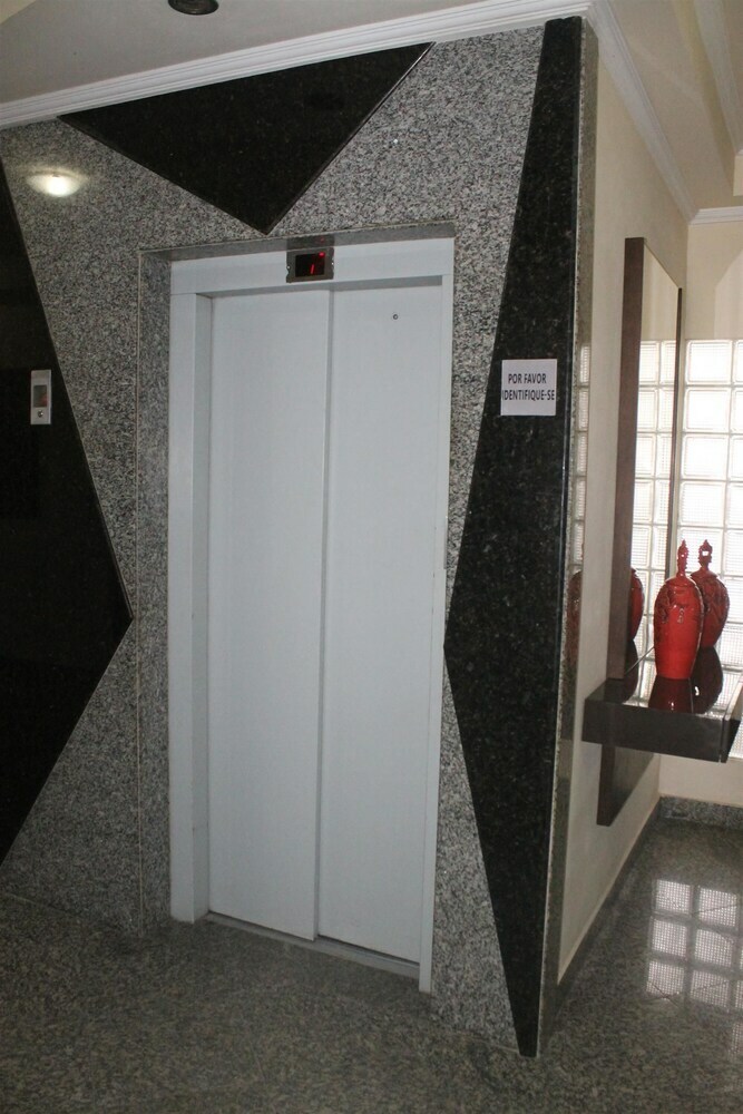 Hostal Hotel Pousada Figueiredo