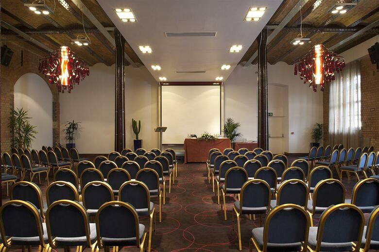 Hotel Novotel Cardiff Centre