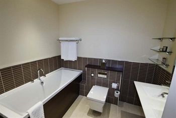 Oxford Abingdon Four Pillars Hotel