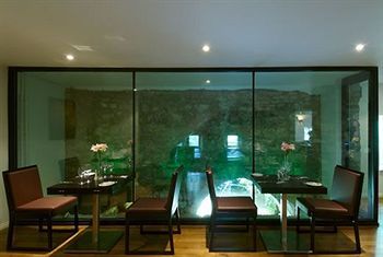 Hotel Upper Reaches (.)