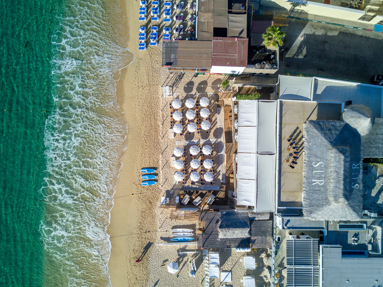 Bah�a Hotel & Beach Club