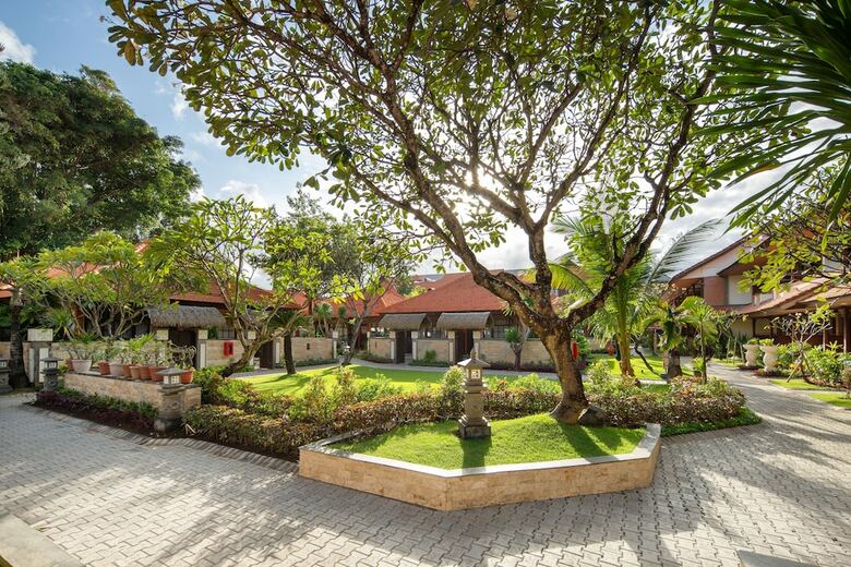 Hotel Grand Istana Rama