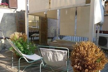 Rsh Navona Apartments