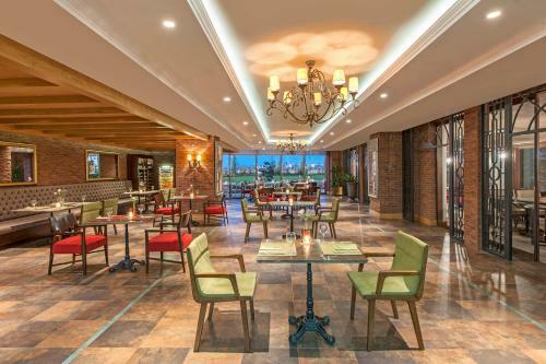 Elite World Business Hotel