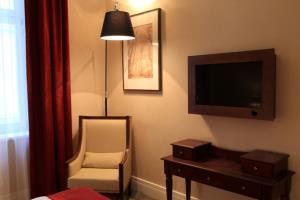 Mirage Fashion Hotel