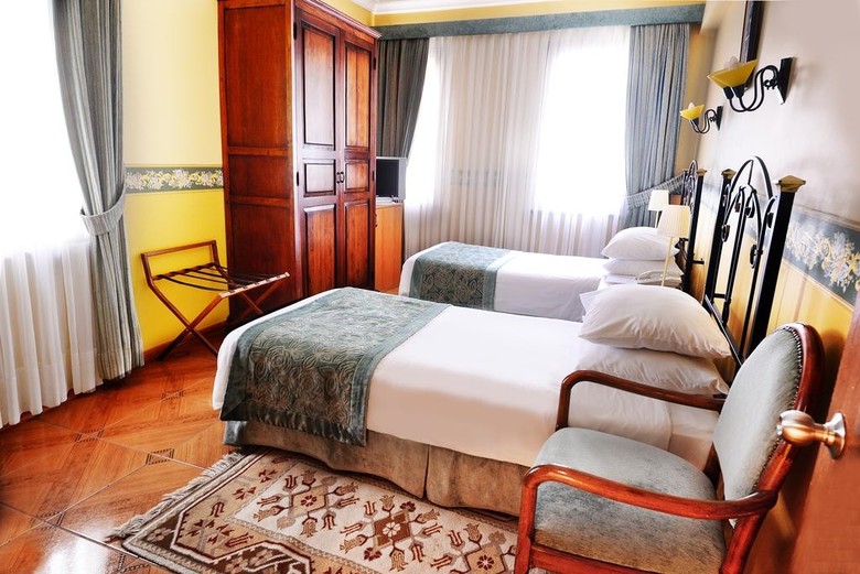 Blue House Hotel