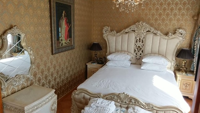 Blue House Hotel