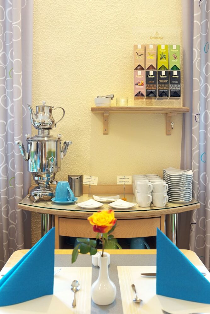 Melarose Feng Shui Hotel