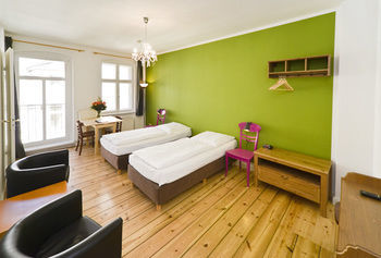 Old Town Apartments Sch�nhauser Allee
