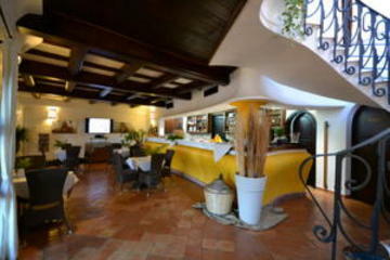 Galanias Hotel & Retreat